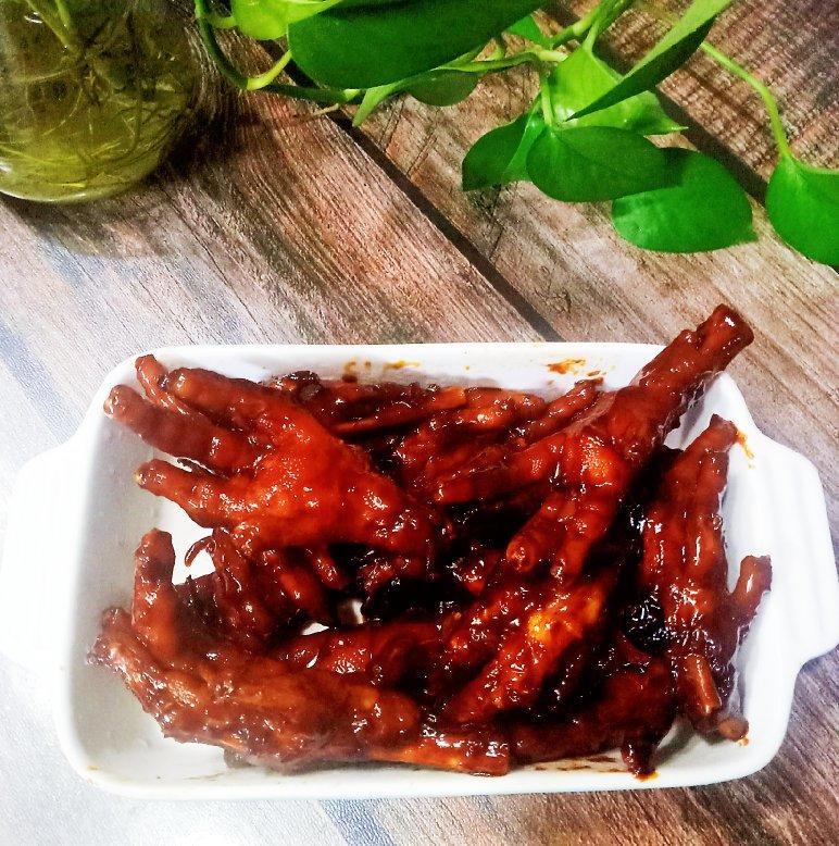 “销魂”卤鸡爪