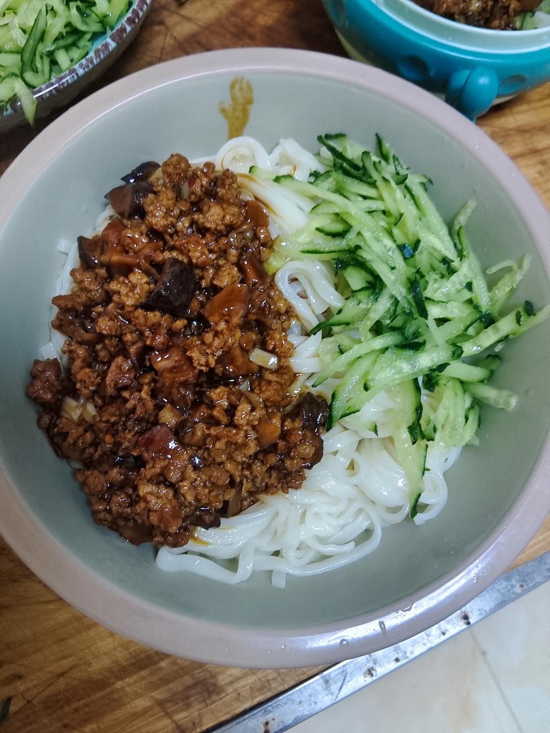 炸酱面的酱
