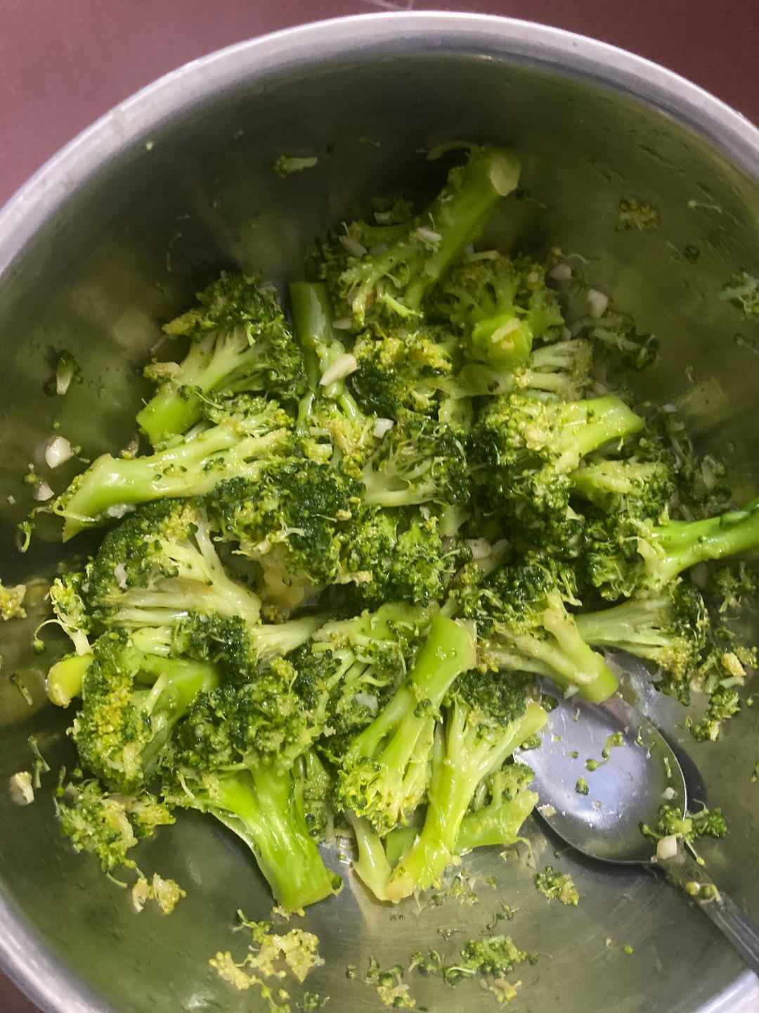 简单好吃的凉拌西兰花