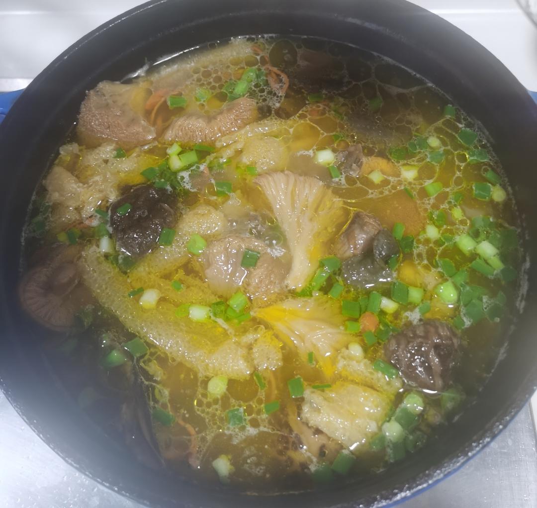 萝卜香菇鸡汤