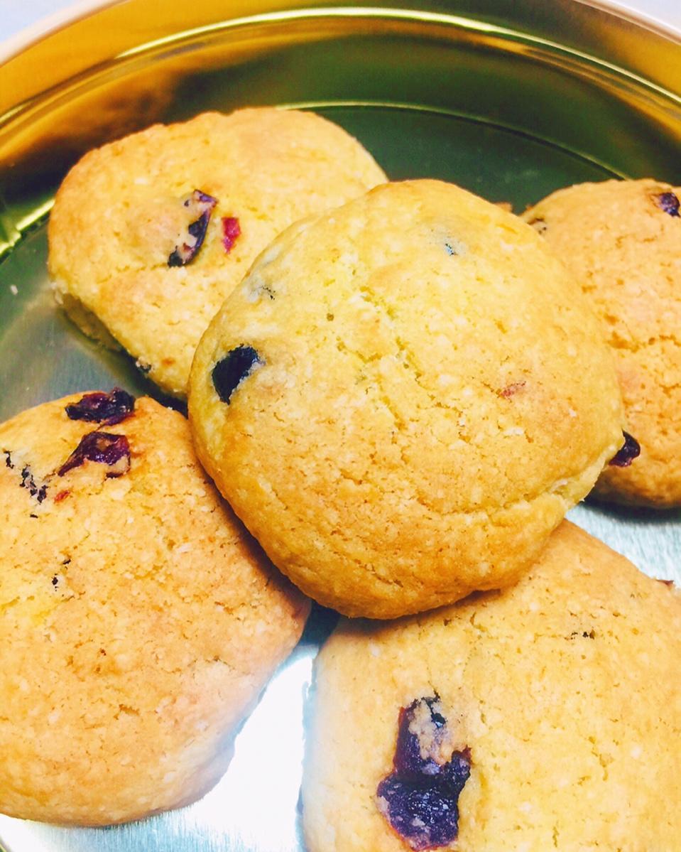 蔓越莓椰子曲奇 Cranberry & Coconut Cookies