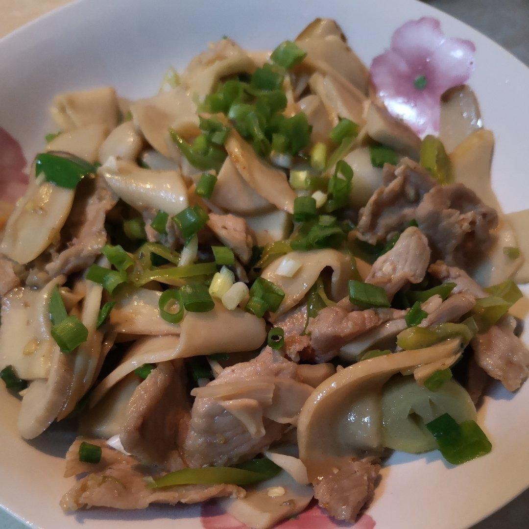 肉炒杏鲍菇