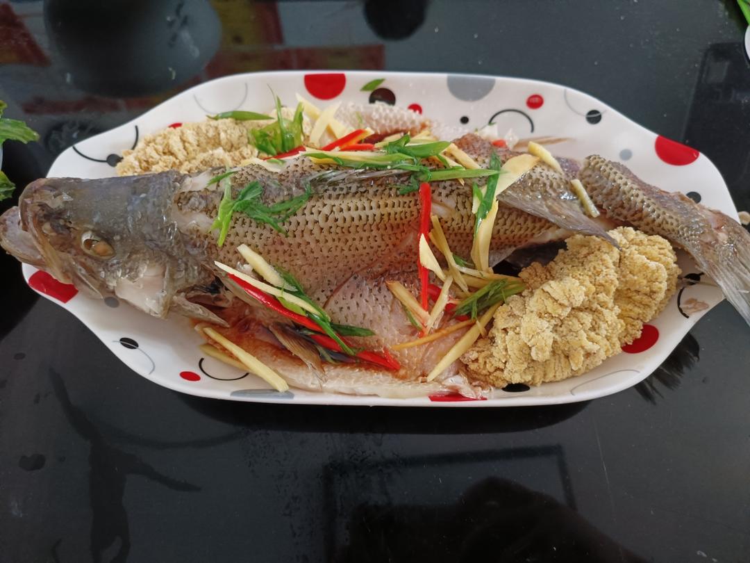 10分钟做 清蒸鲈鱼 （附切鱼图解）
