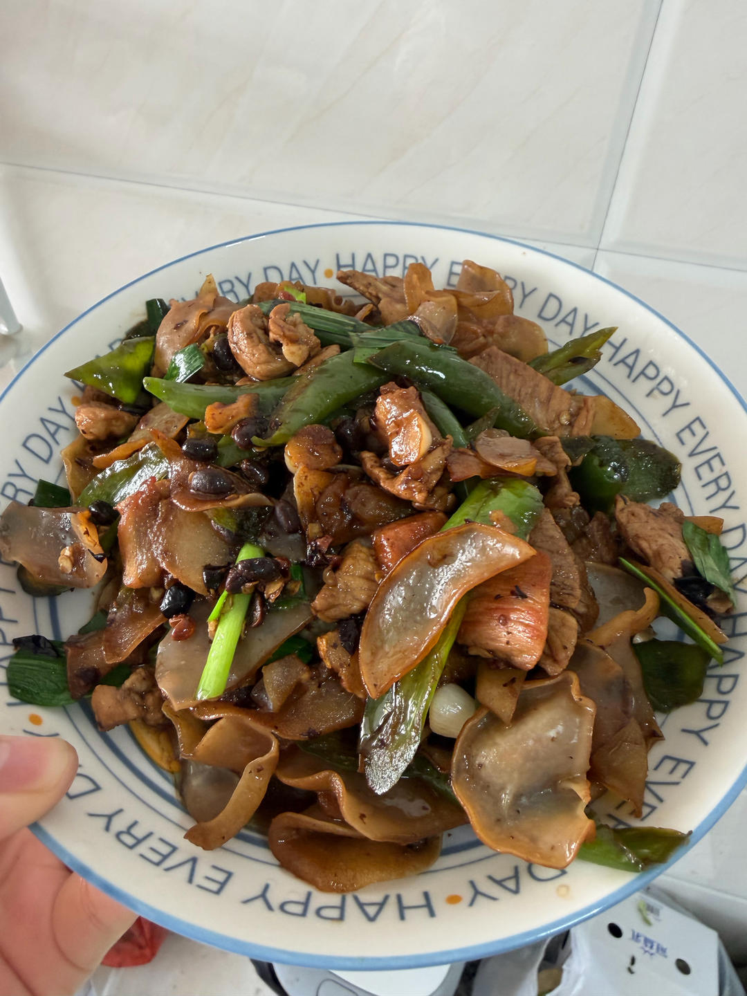 😍超好吃！还原费大厨辣椒炒肉！