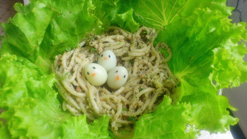 饥饿的小鸟面条