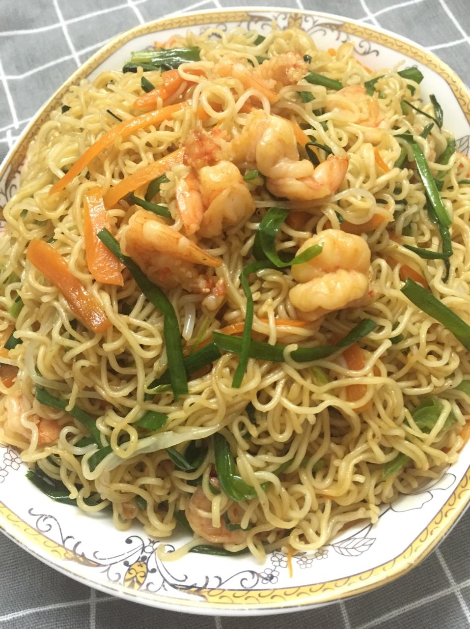 堂妈教你做虾仁炒面