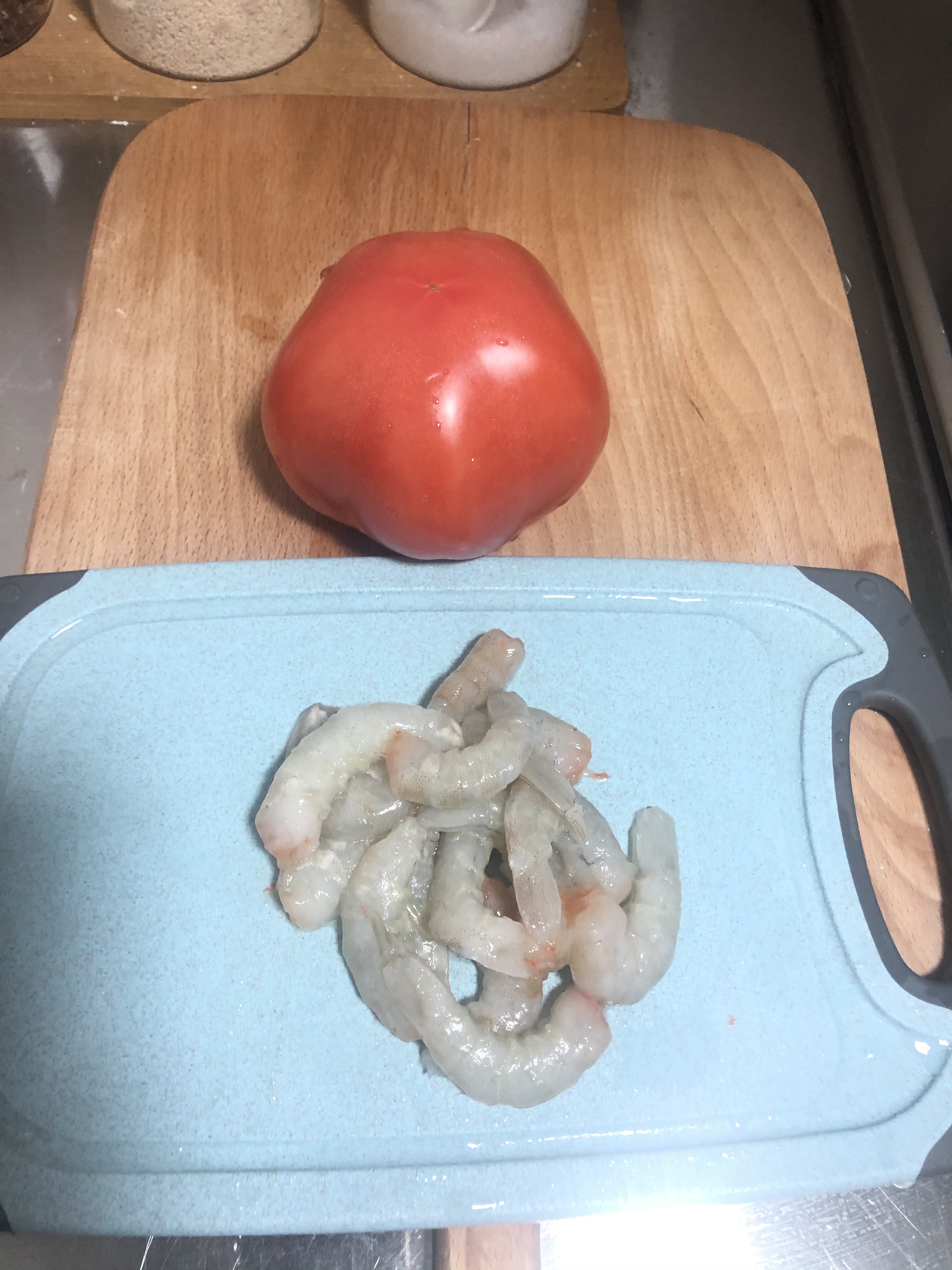 一人食的番茄虾仁疙瘩汤的做法 步骤1