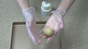 广式莲蓉月饼（75克、50克、各种规格都有）的做法 步骤36