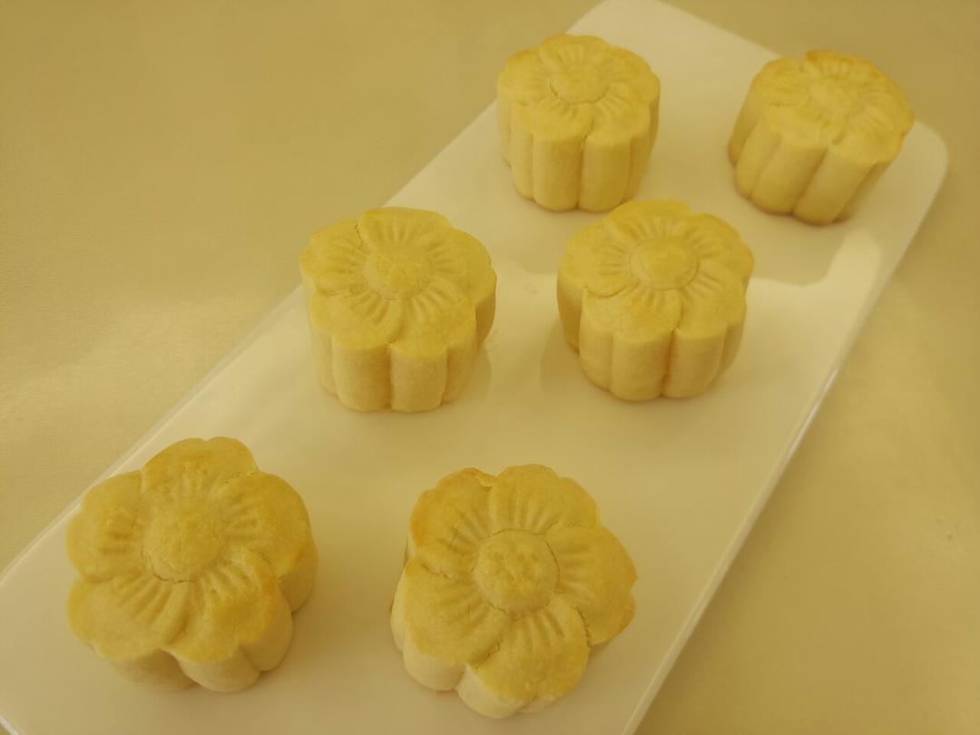 超详细图解版--流心奶黄月饼