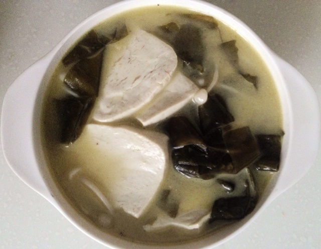 海带豆腐汤