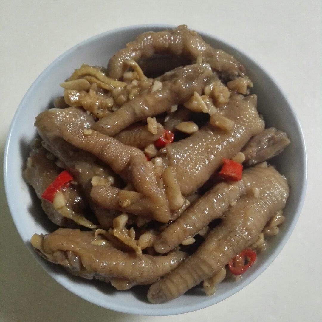 凉拌鸡爪-人人爱