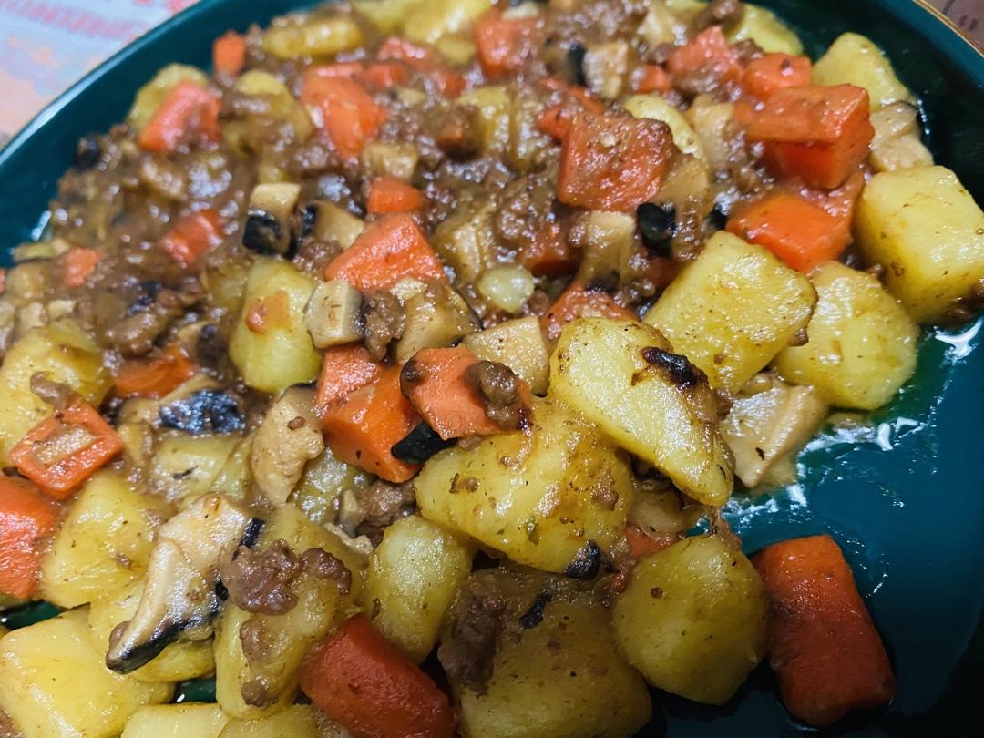 ㊙️香菇土豆肉沫拌饭❗️比外卖还好吃