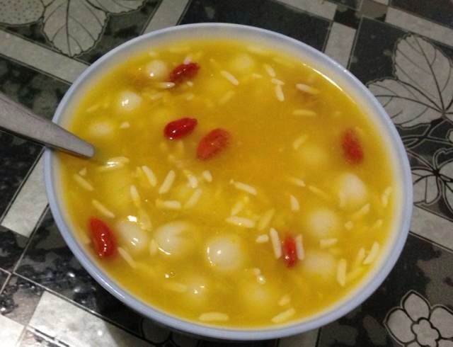 慌慌小姐做的南瓜小圆子羹