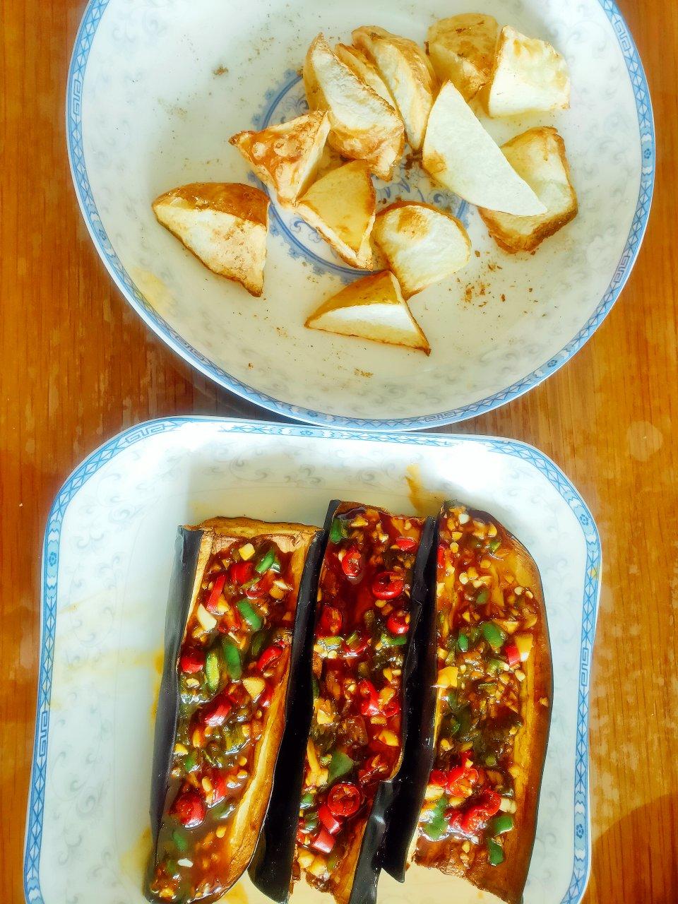 堪比烧烤冠军的烤茄子（空气炸锅版）