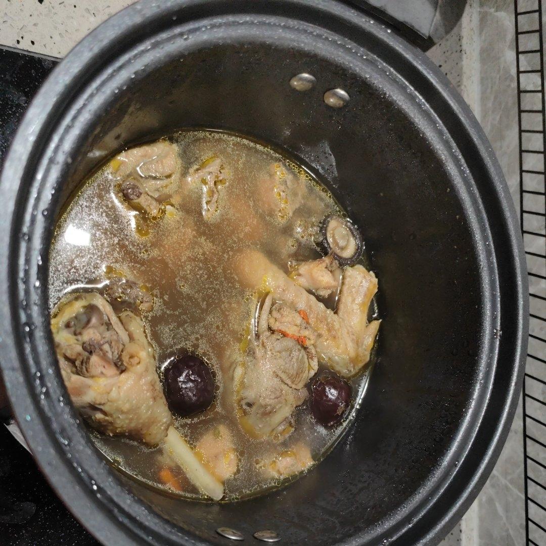 「家庭版」乌骨鸡汤💯