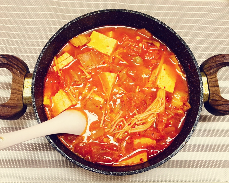 辣白菜豆腐汤🥣的做法