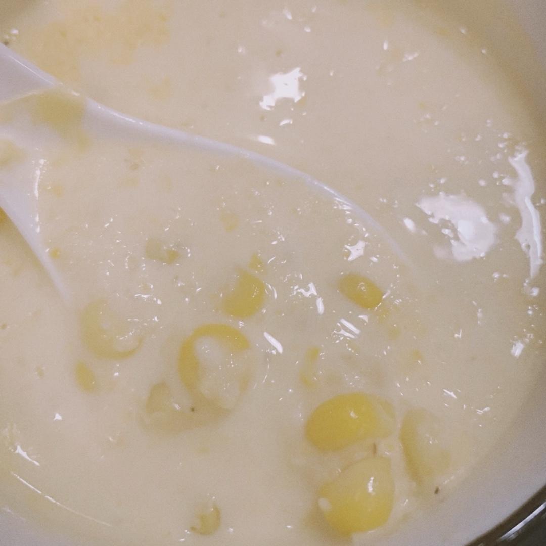 鸡蓉蘑菇粟米忌廉汤