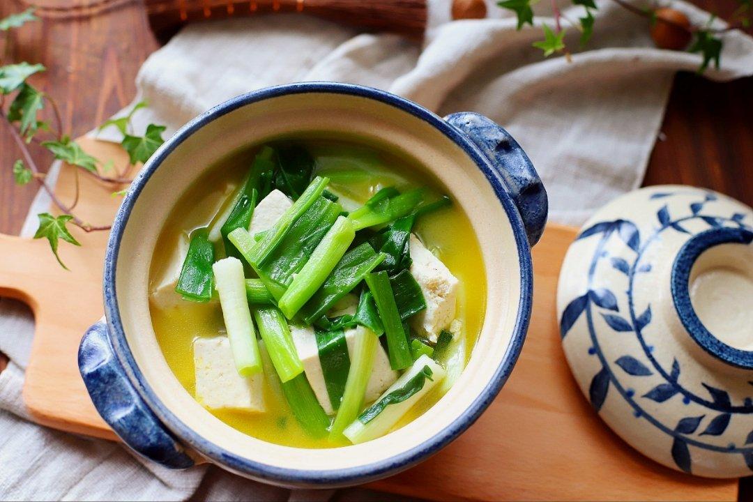 prettytree美树做的冬至菜:胡葱笃豆腐