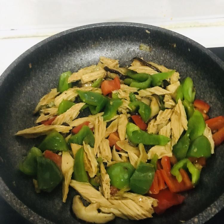青椒炒腐竹