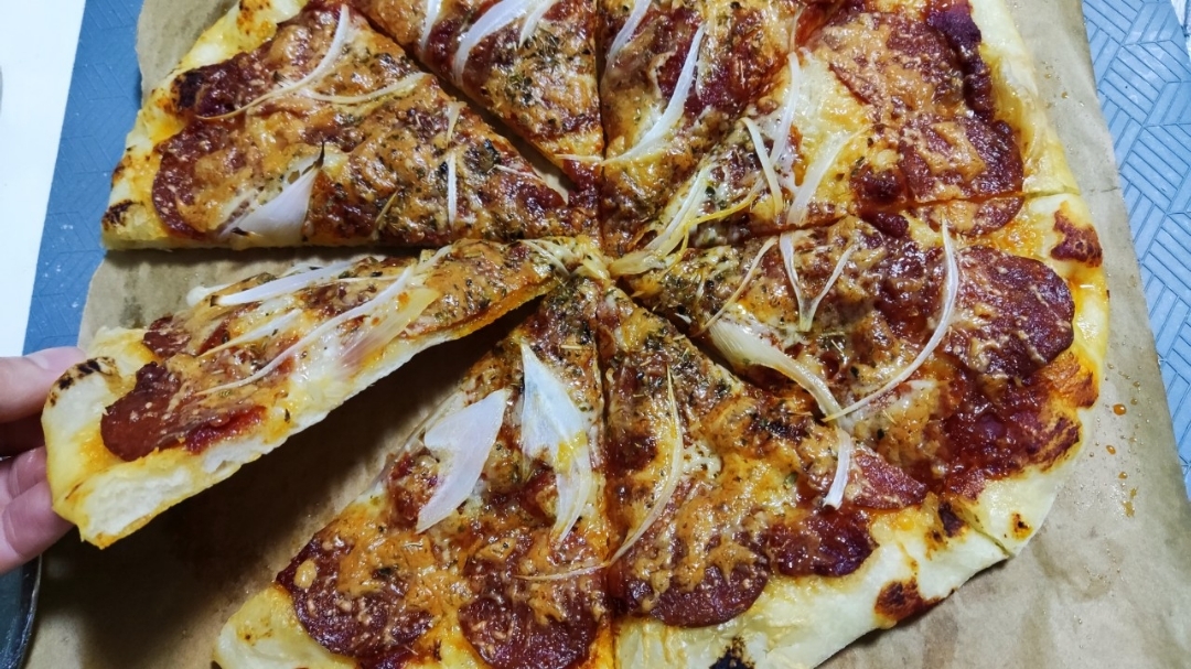 意式薄底披萨