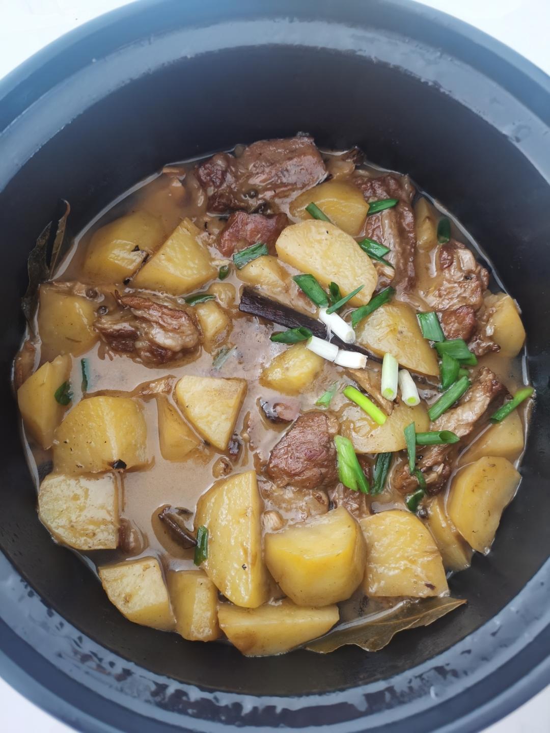 砂锅土豆炖排骨