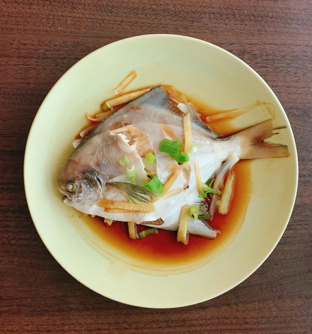 清蒸鲳鱼