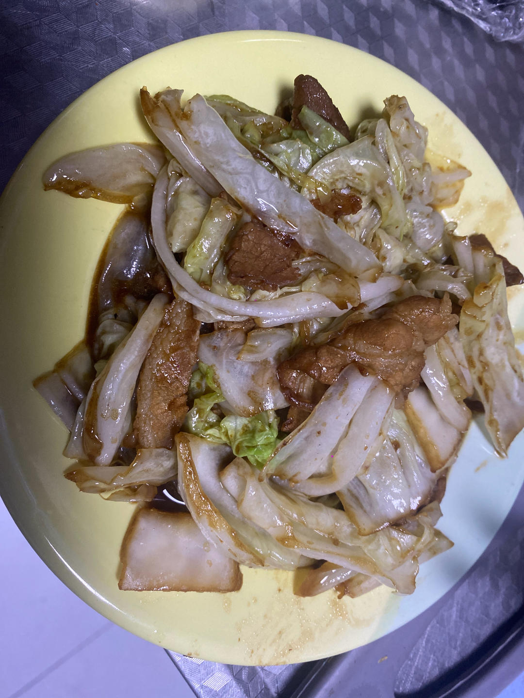 很香的白菜炖五花肉