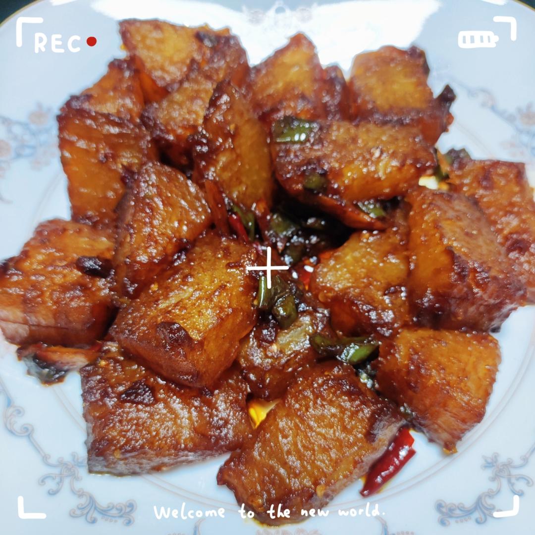 红烧冬瓜最完美做法，不加一滴水，瞬间秒杀红烧肉