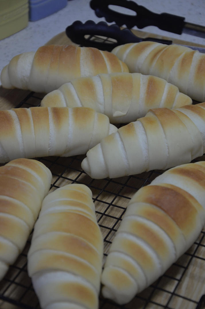 蒜香芝士海盐卷｜盐面包｜盐可颂