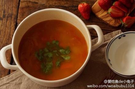番茄蔬菜浓汤的做法