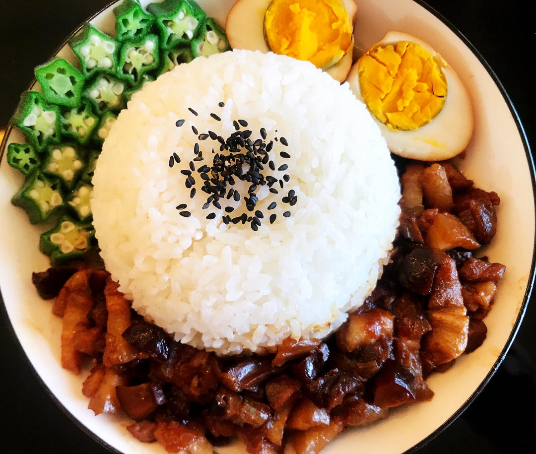 好吃到停不下来的卤肉饭