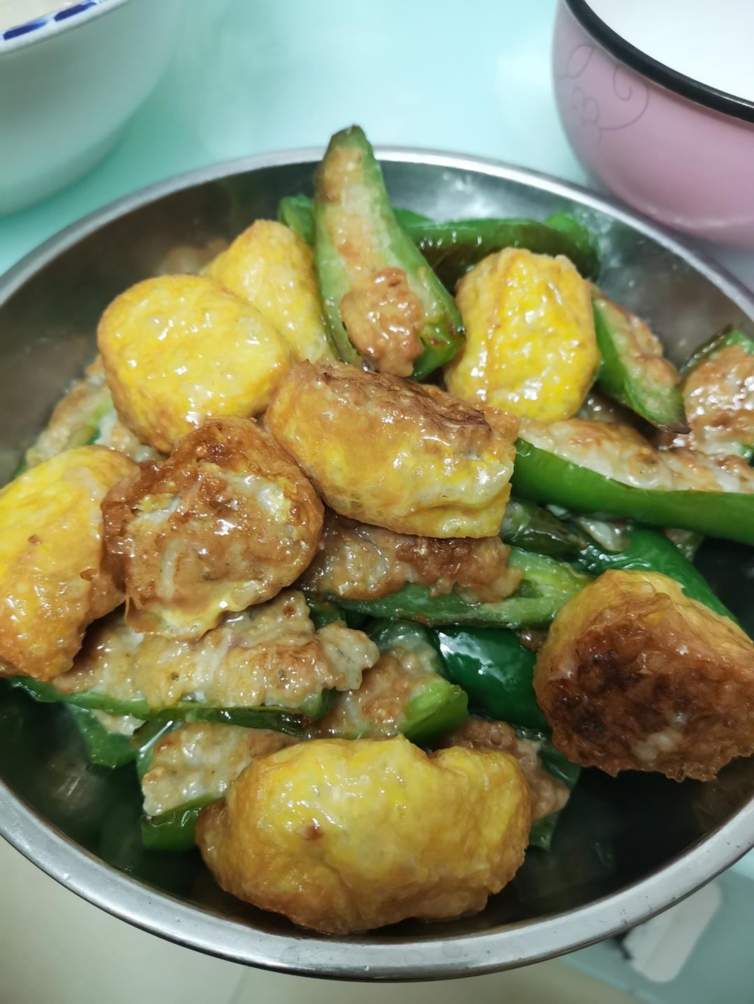 鲮鱼肉酿青椒