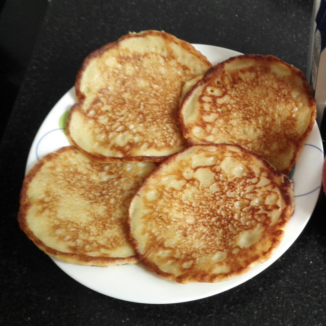 【减脂早餐】无油香蕉松饼（超简单）