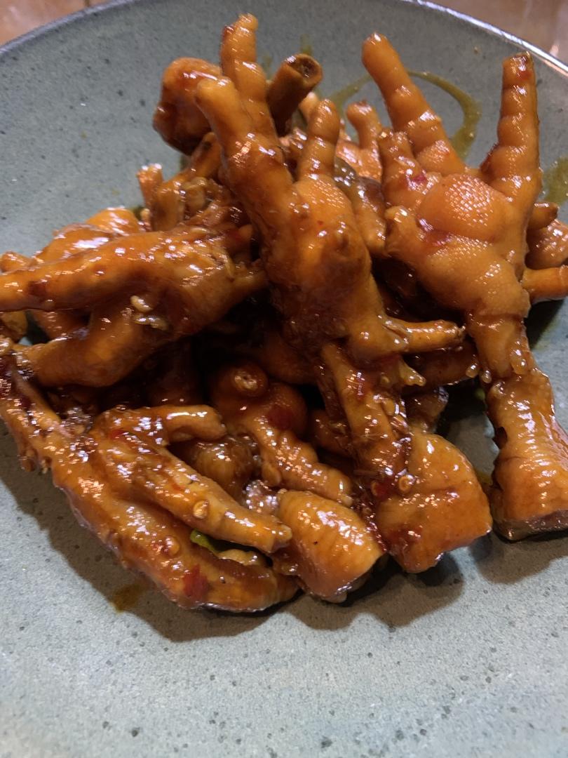 绝味麻辣鸡爪