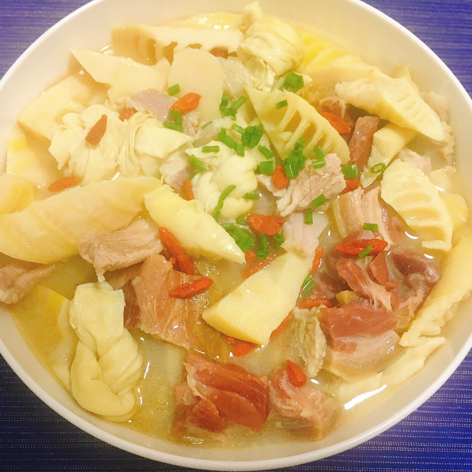 正宗腌笃鲜（金华火腿春笋版）