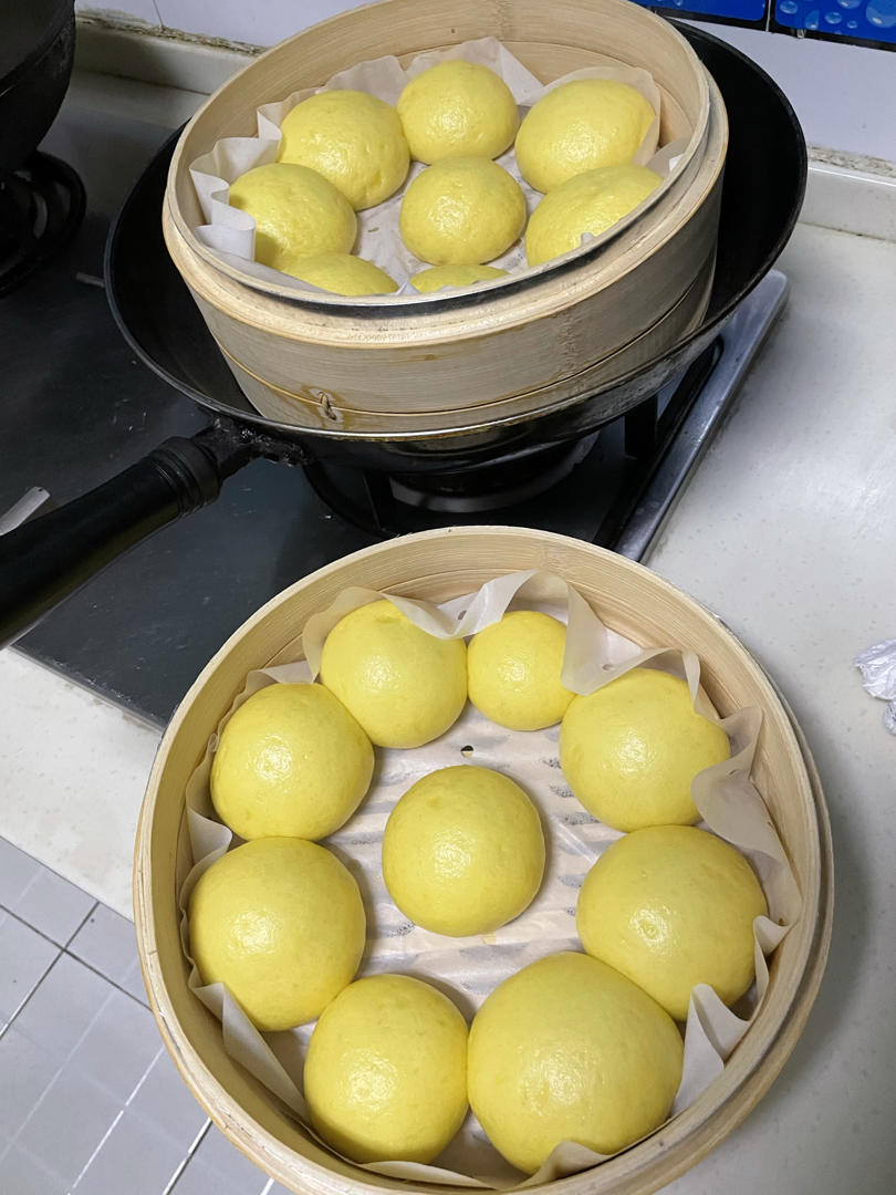 新手也可以--详解如何做出人见人爱、金黄的南瓜馒头