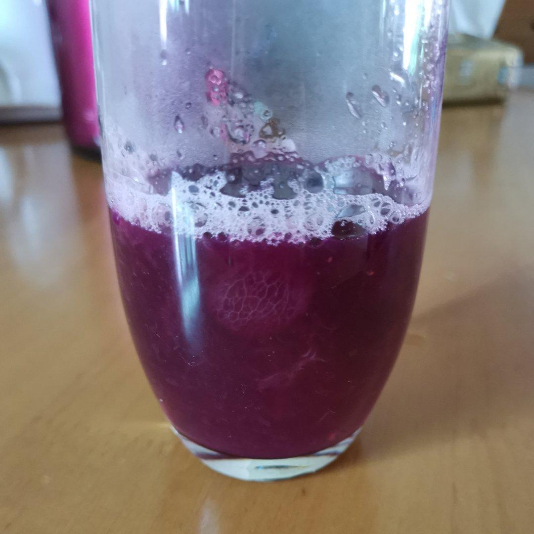 自制酸甜可口的葡萄果酱