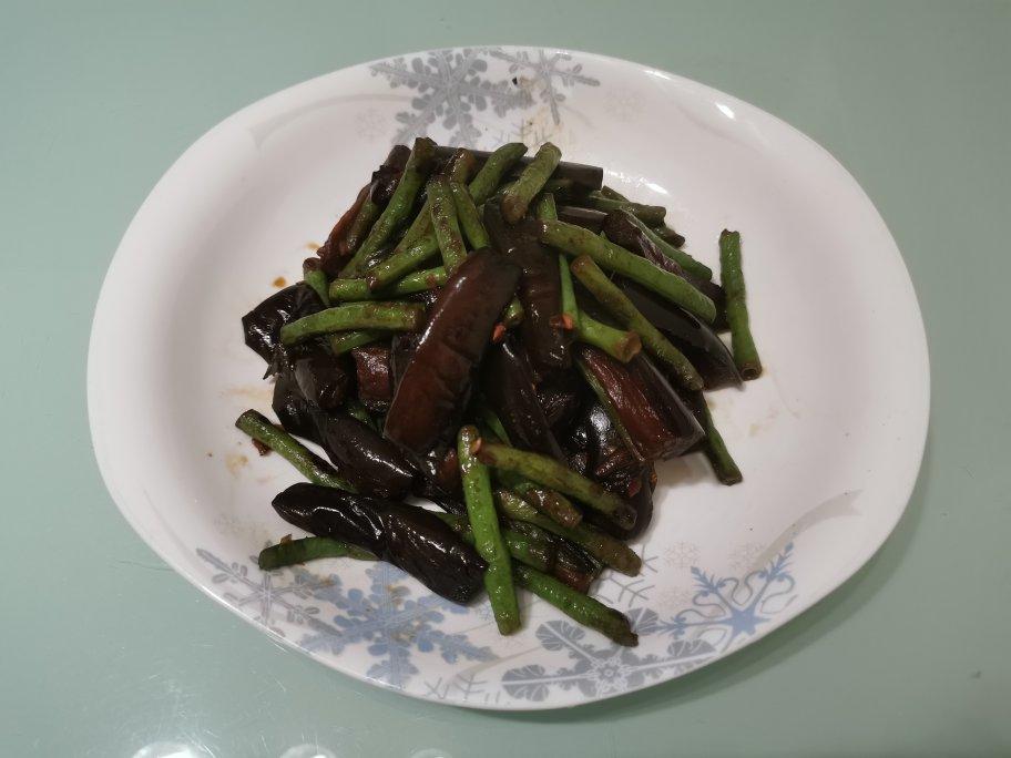 肉末烧豆角茄子