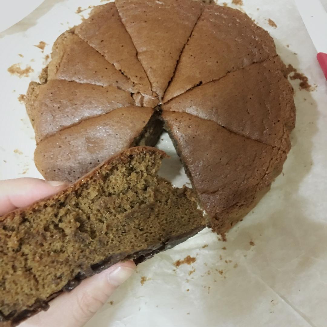 基础全蛋海绵蛋糕（内附可能是最详细的海绵蛋糕失败原因分析）