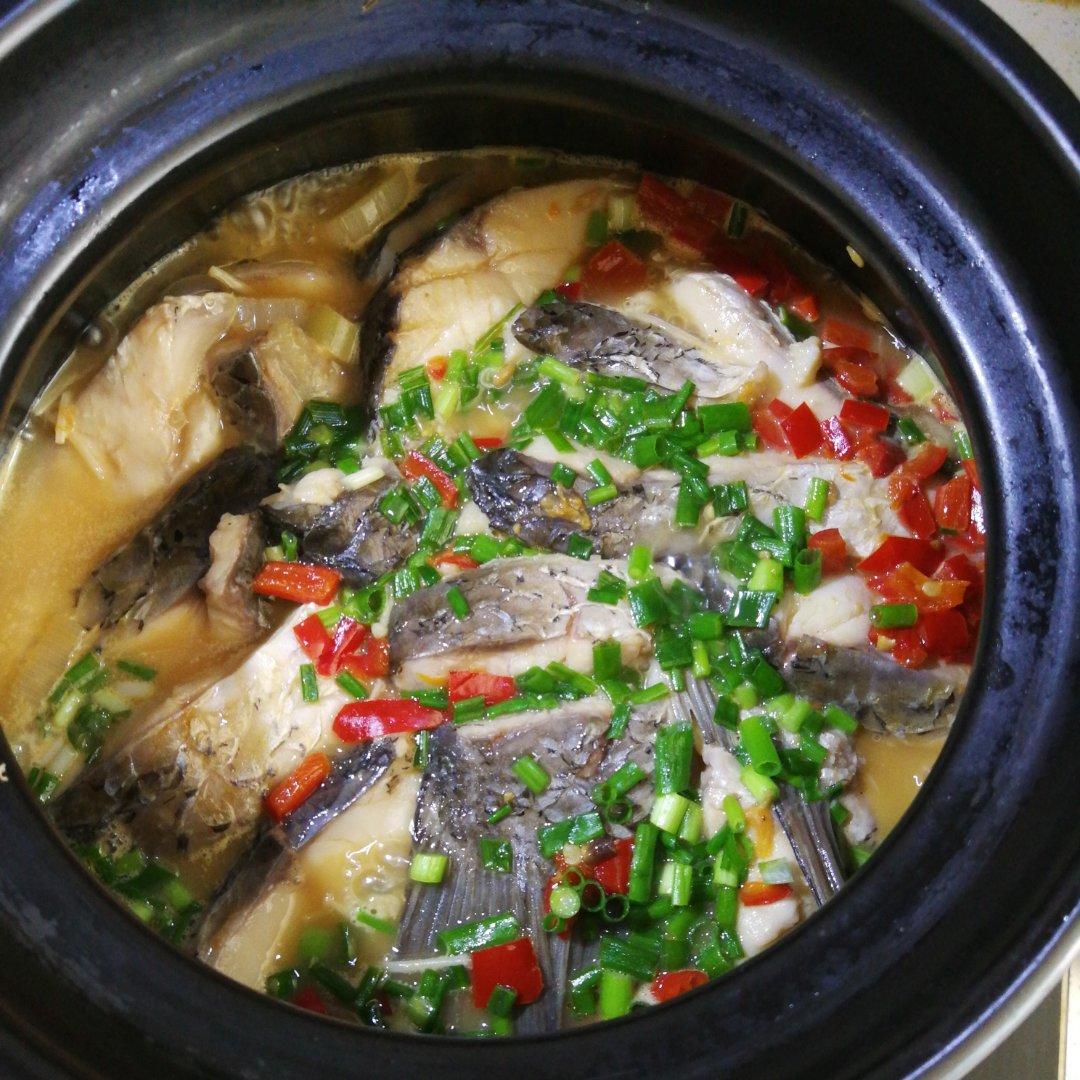 娟儿7rci做的超级入味的砂锅鱼记得多煮点米饭