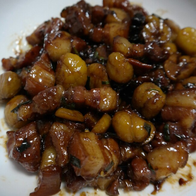 板栗红烧肉