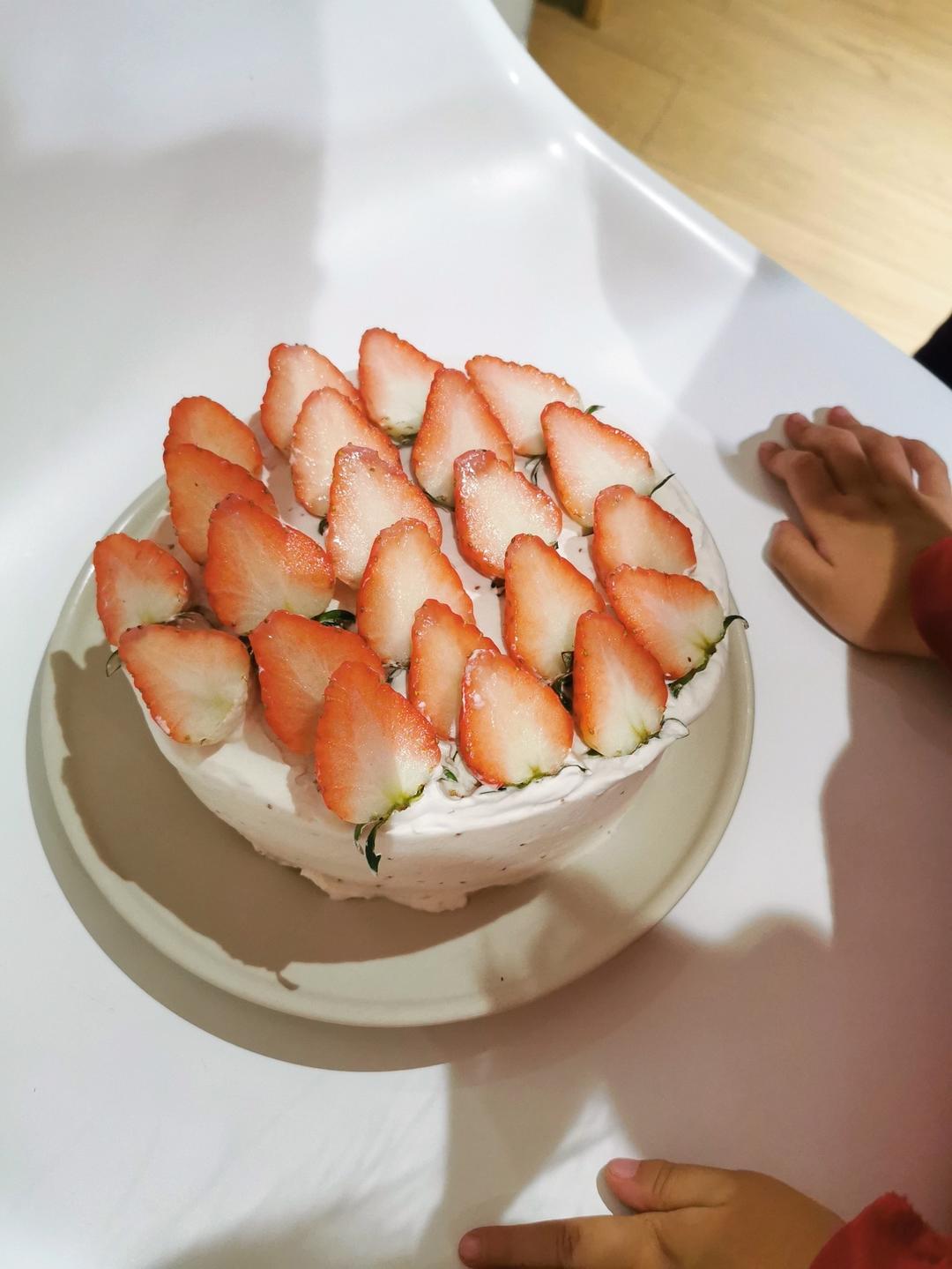 超级简单的味多美同款生日蛋糕（6寸），新手也能高度还原