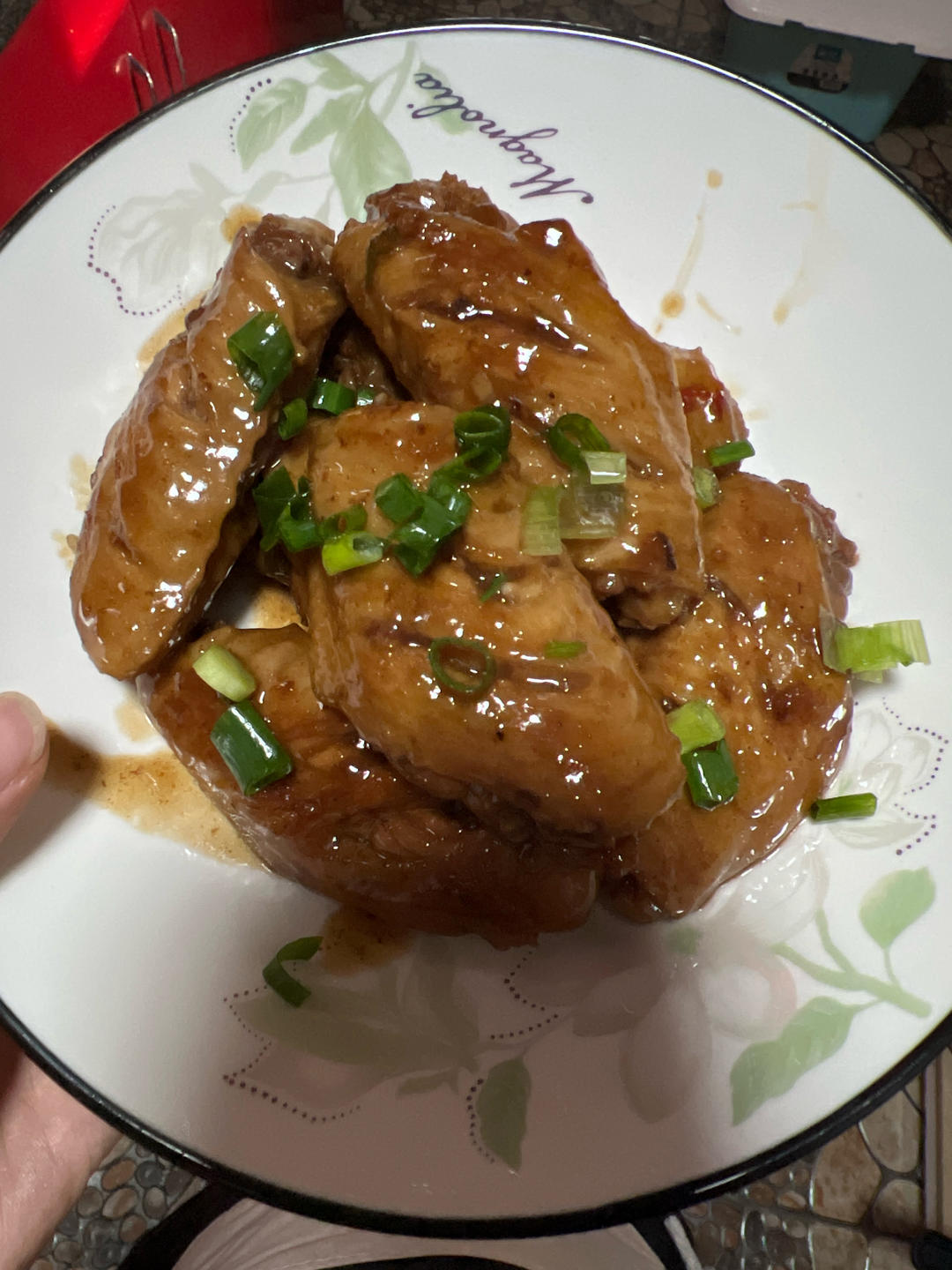 外婆教我的红烧鸡翅·连汤汁都狠好吃！！！