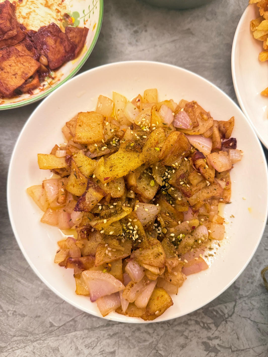 孜然洋葱炒土豆