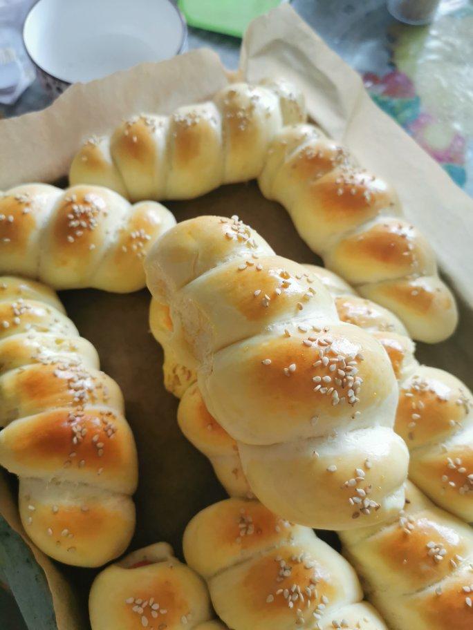 香肠面包卷——玉米油版 （一次发酵）