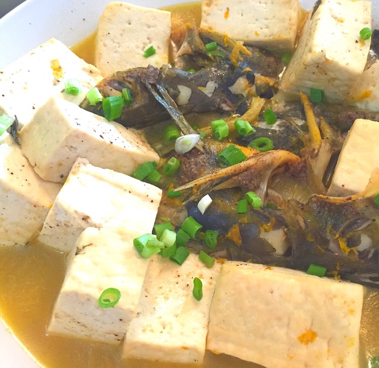 黄骨鱼焖豆腐
