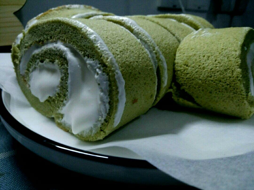 抹茶戚风蛋糕卷