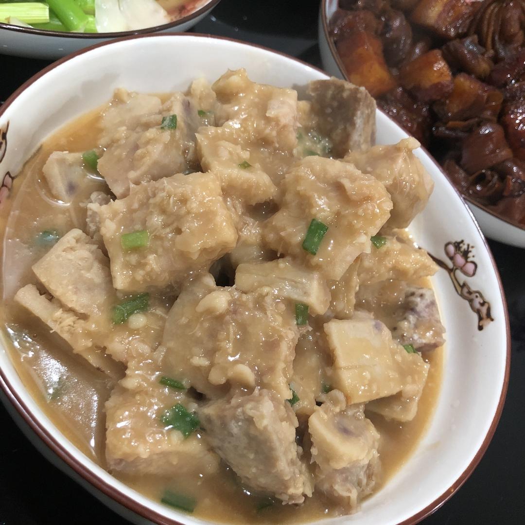 家常芋头煲