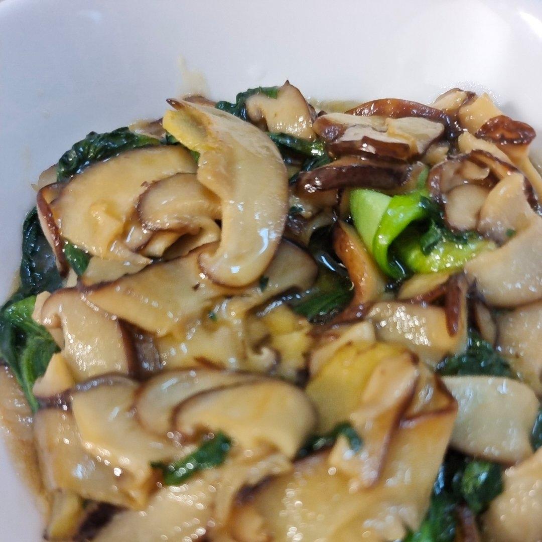 香菇油菜（简单快手）