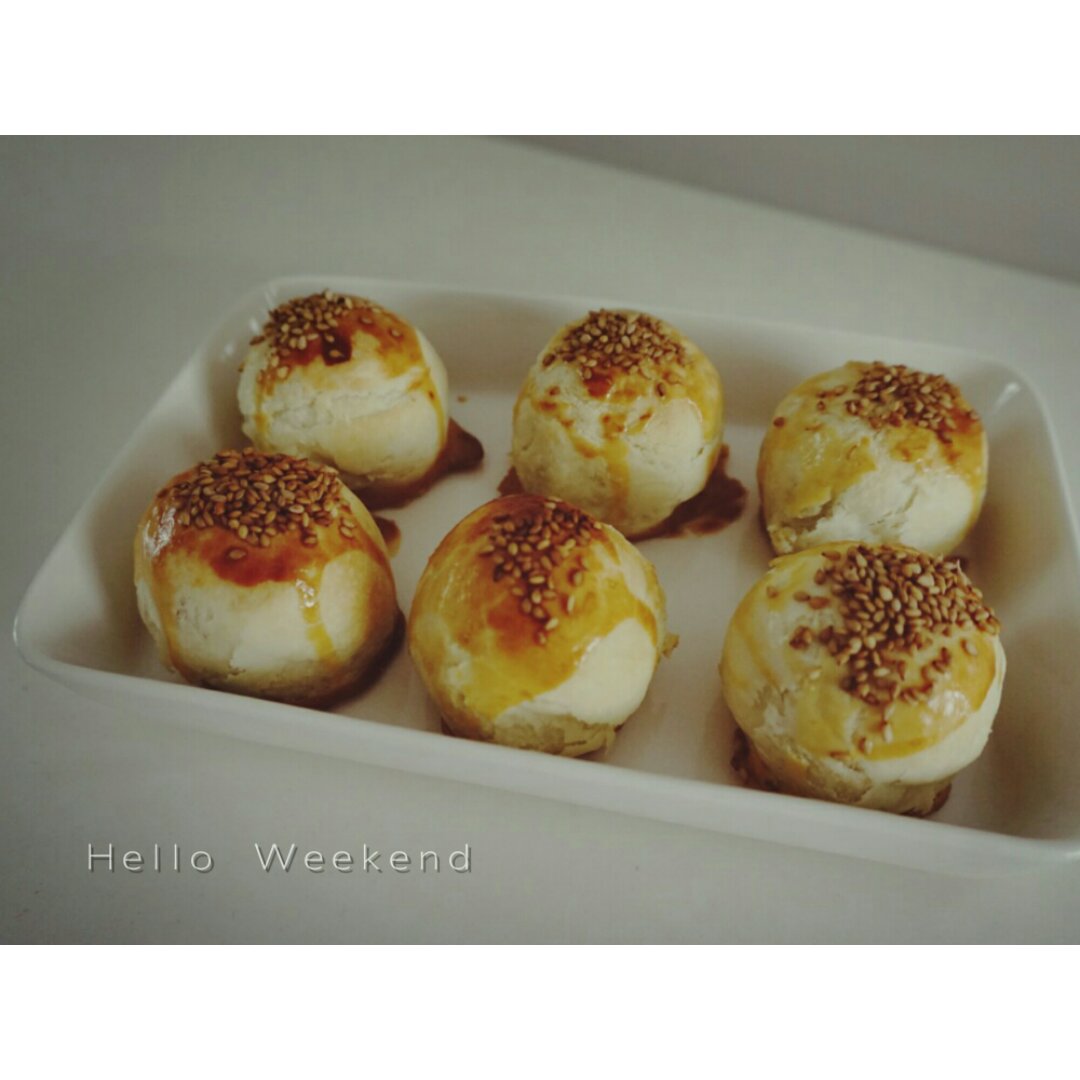 豆沙蛋黄酥